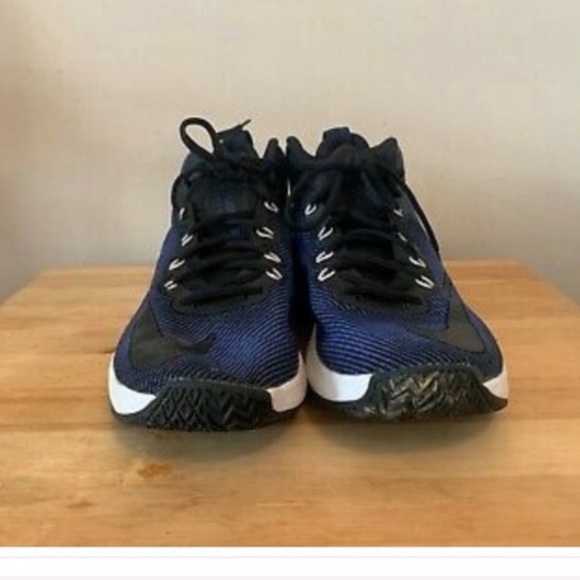 Nike Air Max Infuriate Men's Basketball Shoes - Picture 1 of 5